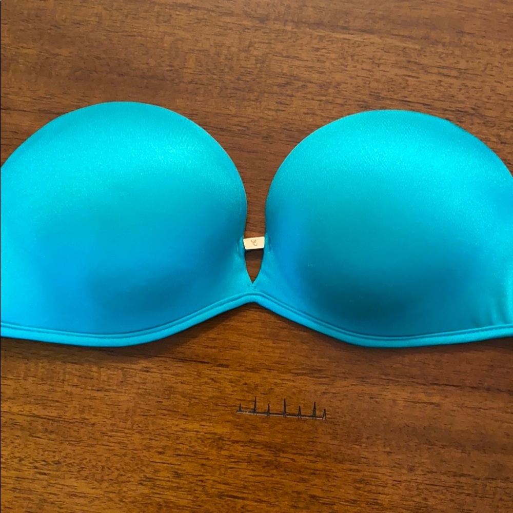 Push up strapless bikini top